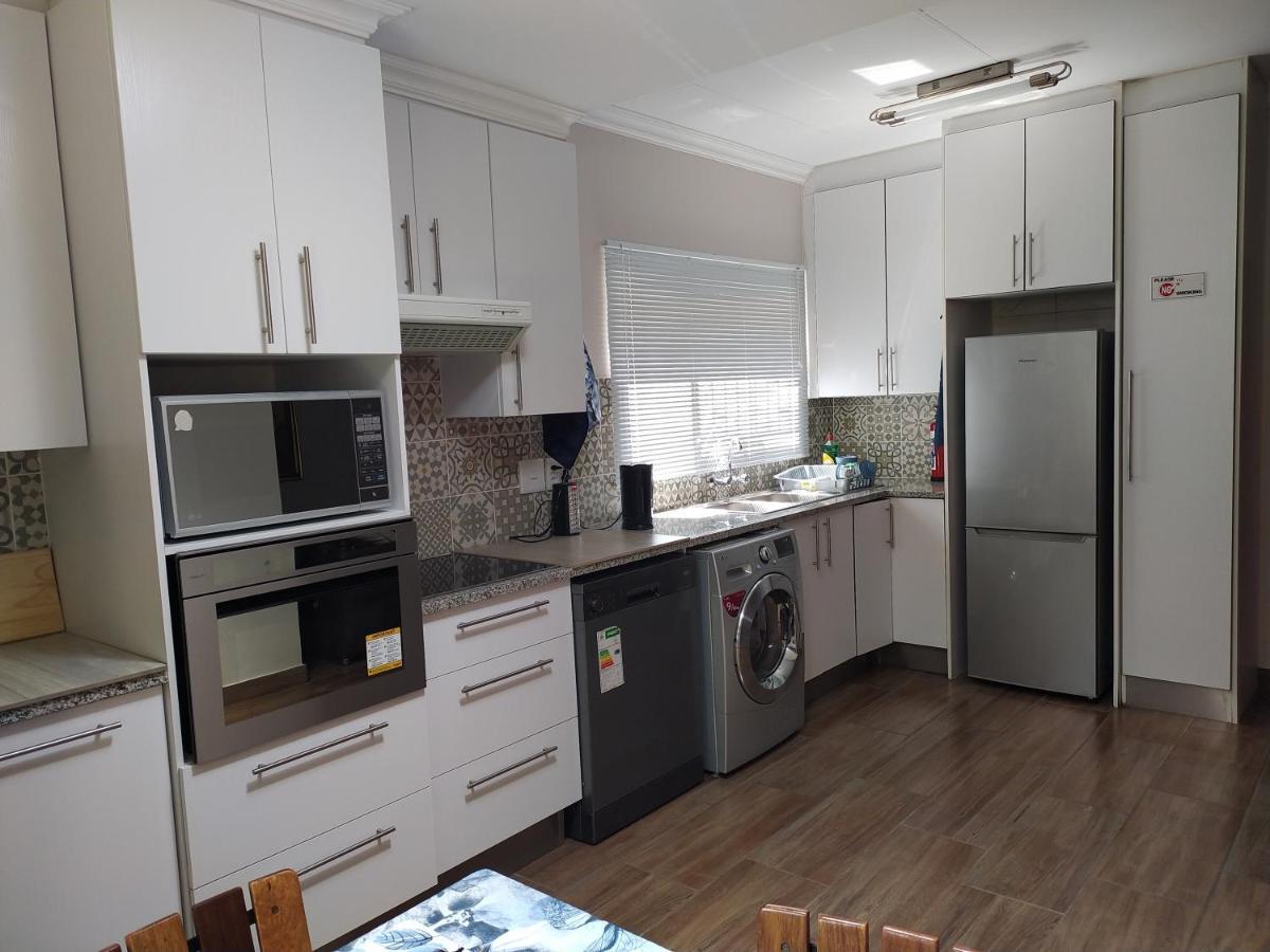 Twins Guest House Astoni Vanderbijlpark Εξωτερικό φωτογραφία