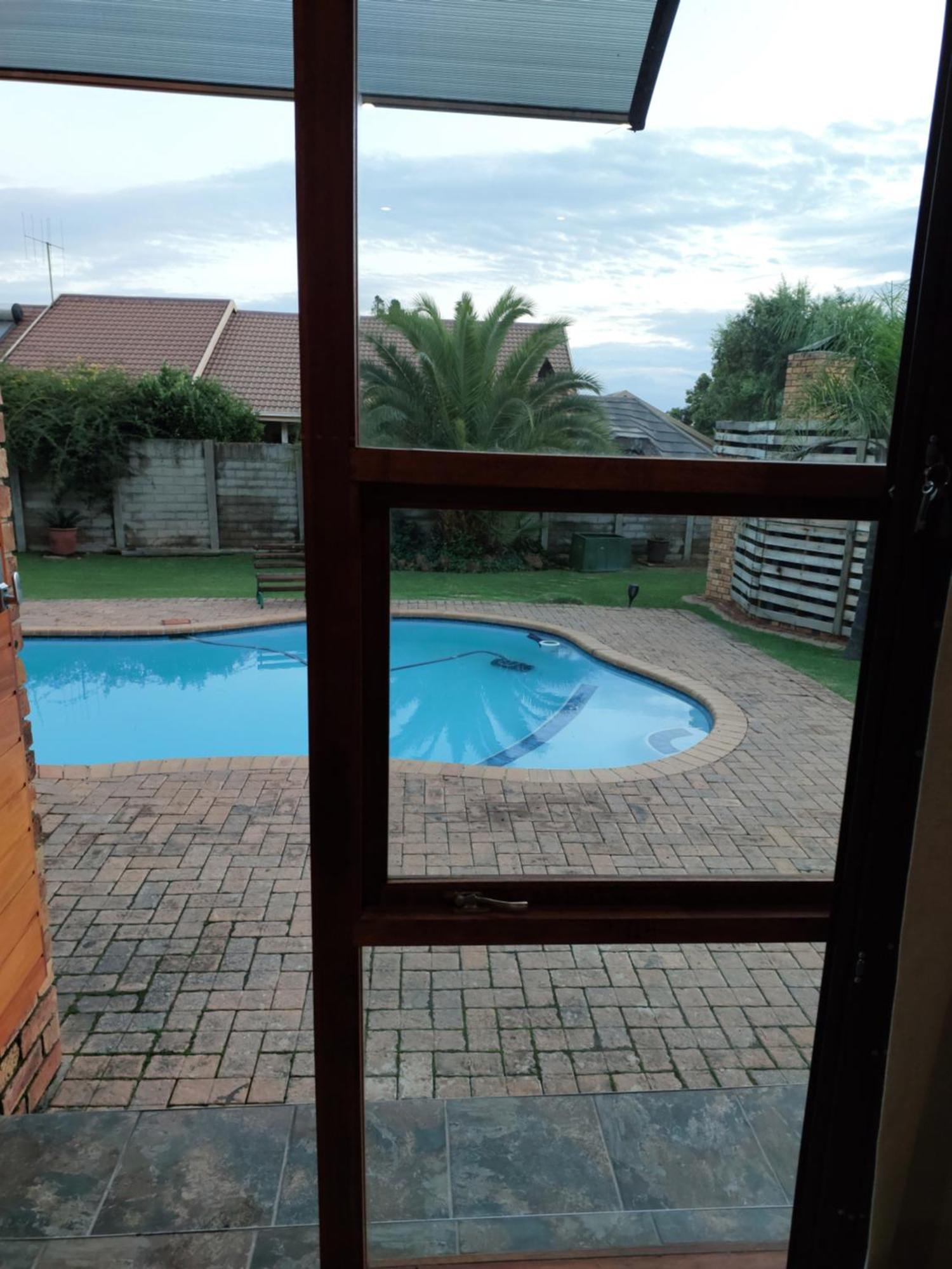 Twins Guest House Astoni Vanderbijlpark Δωμάτιο φωτογραφία